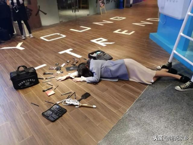 南充：高坪王府井X-YOUNG街成网红打卡点，来看看这些人在拍什么