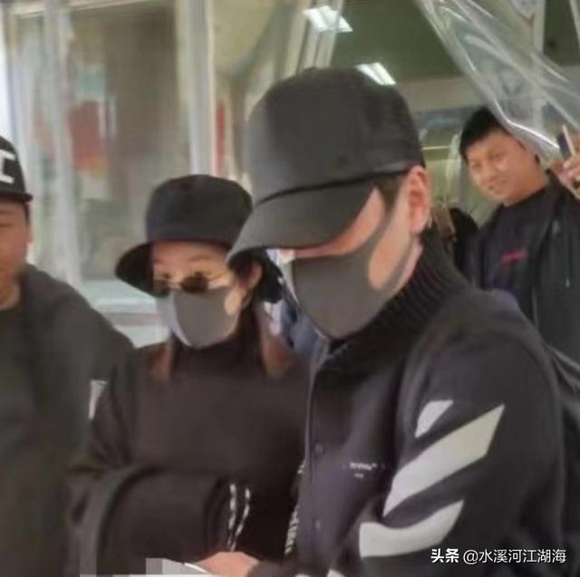 赵丽颖1.4亿元买别墅只为爱子，内外曝光与众明星成邻居
