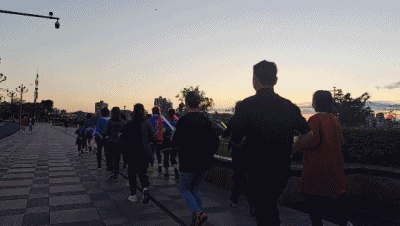 跑步.gif