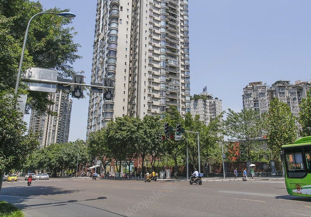 重庆市发现一例无症状感染者，现正紧急排查行动轨迹