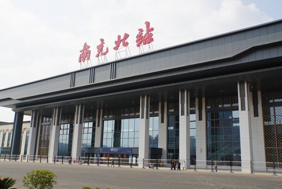 增开3对动车,方便南充人往返成都重庆!